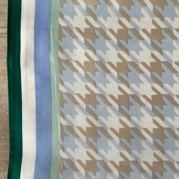 Ann Taylor Houndstooth Silk Little Scarf NWT - Picture 4 of 6